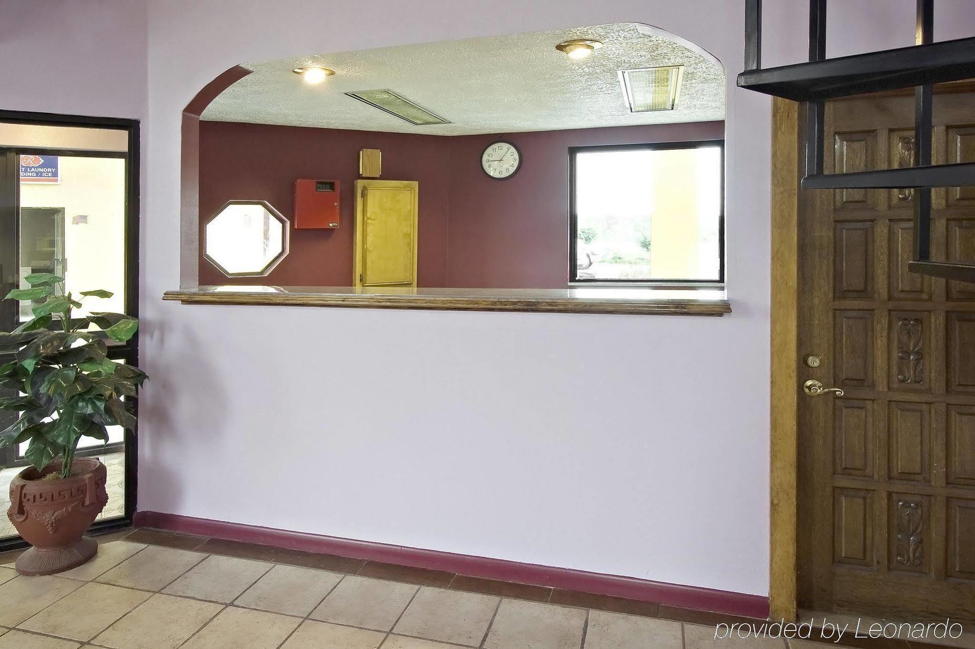Americas Best Value Inn - Виксбърг Интериор снимка