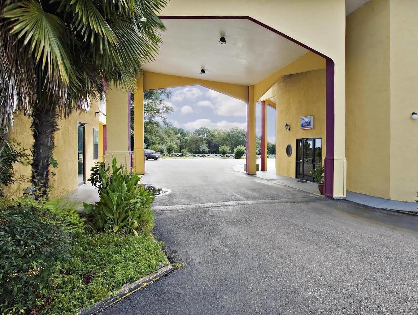 Americas Best Value Inn - Виксбърг Екстериор снимка